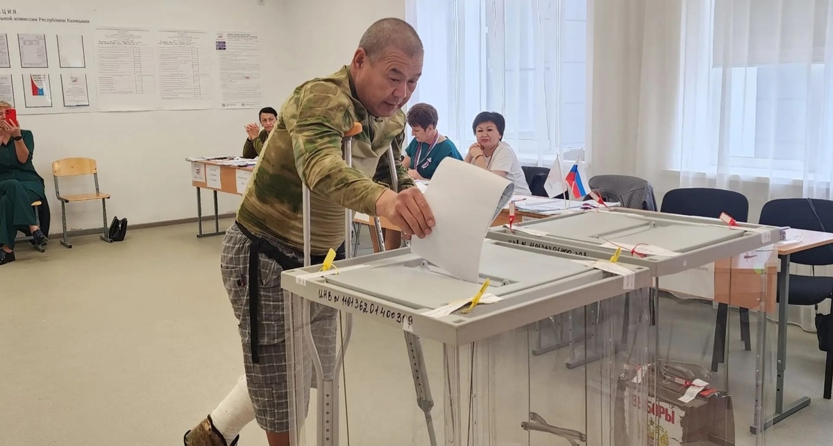 Избирательный участок в Калмыкии. Фото: избирком Калмыкии https://vk.ru/ikrk08?w=wall-205355697_1929 Избирательный участок в Калмыкии. Фото: избирком Калмыкии https://vk.ru/ikrk08?w=wall-205355697_1929