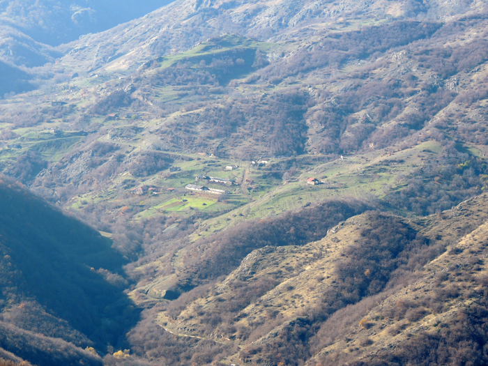 Ферма в горах. Ферма в горах.