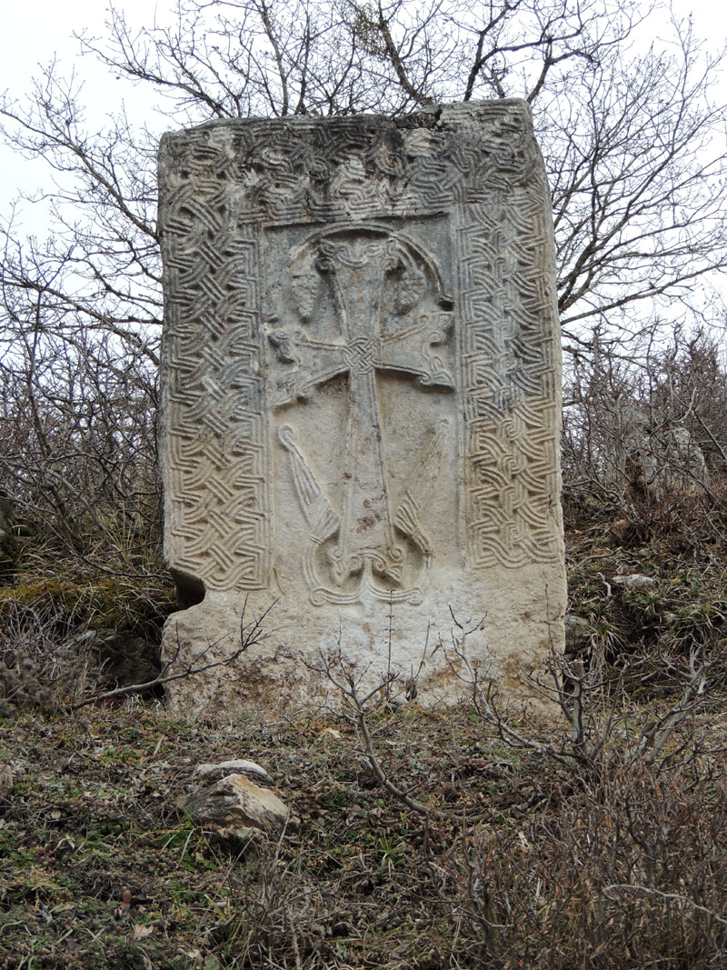 Хачкары Нагорного Карабаха. с.Кичан Мардакертского района. Хачкары Нагорного Карабаха. с.Кичан Мардакертского района.