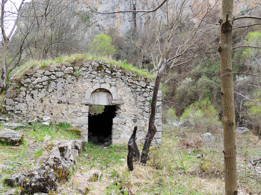 Здесь была мельница... Здесь была мельница...