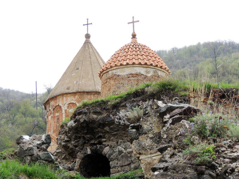 Монастырь Дадиванк (4-6 вв.) Монастырь Дадиванк (4-6 вв.)