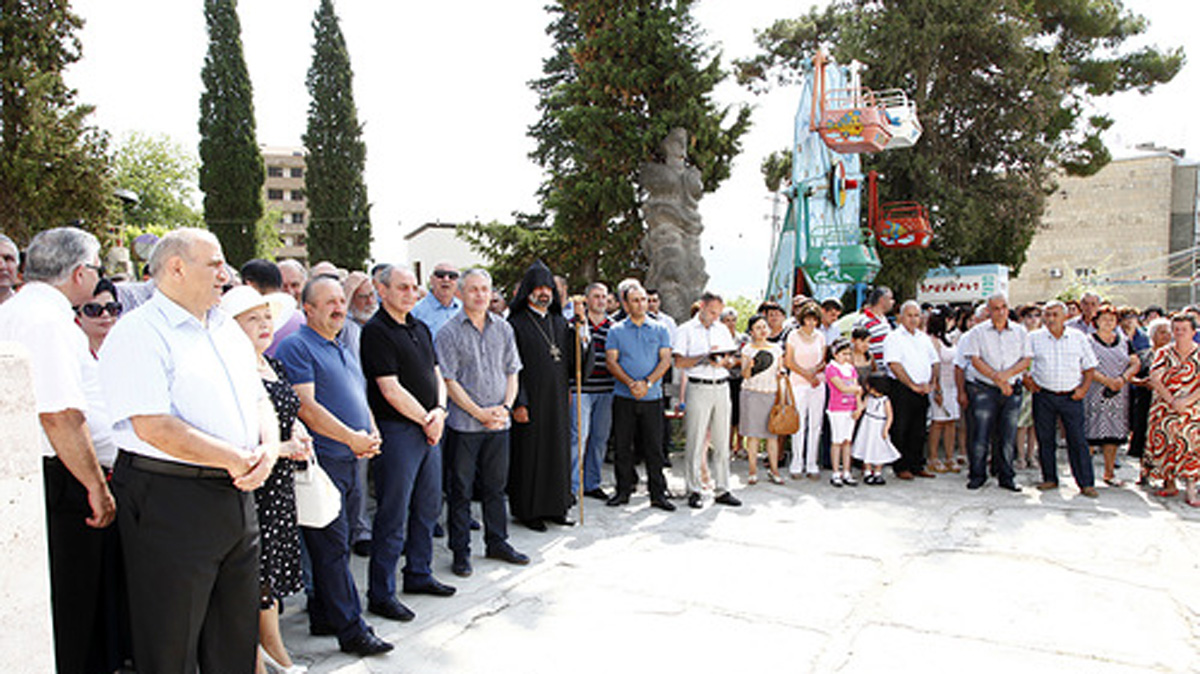 Торжественная церемония основания парка культуры и отдыха им. Андрея Раппопорта. Фото взято из интернета. Торжественная церемония основания парка культуры и отдыха им. Андрея Раппопорта. Фото взято из интернета.