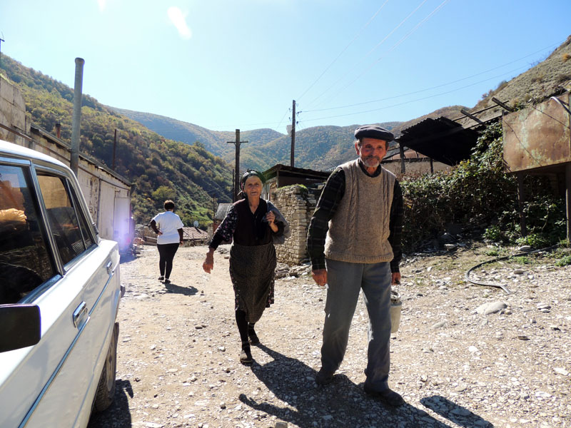 Жители села. Жители села.