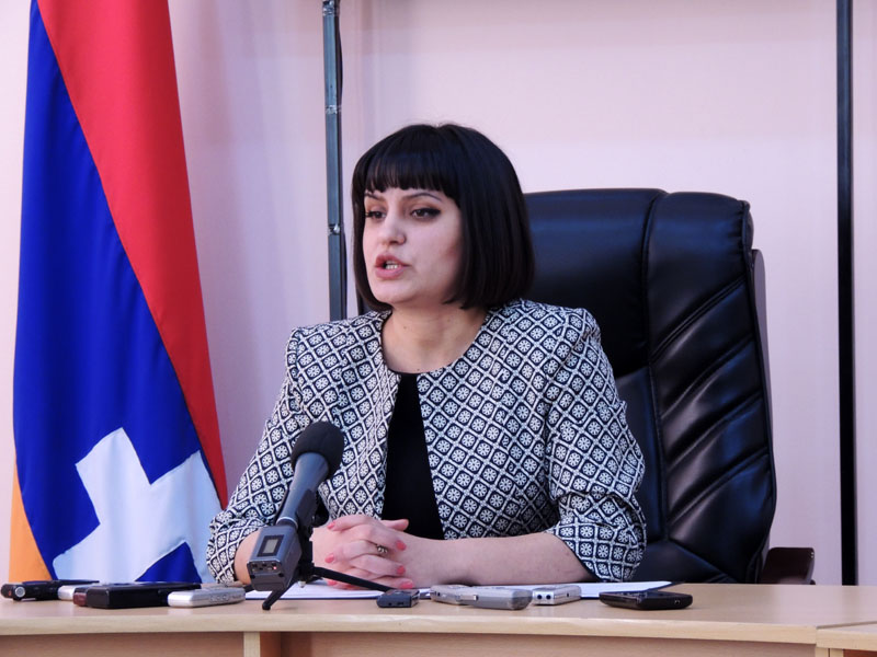 Председатель ЦИК Србуи Арзуманян. Председатель ЦИК Србуи Арзуманян.