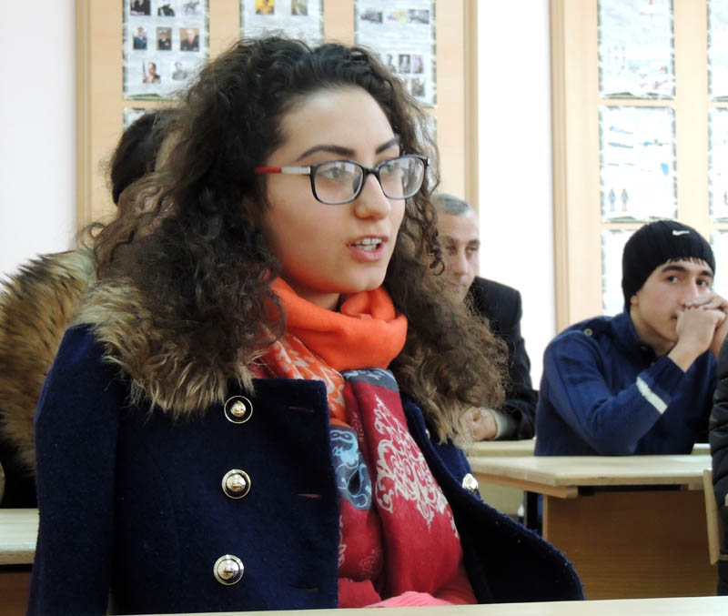 Мария. Мария.