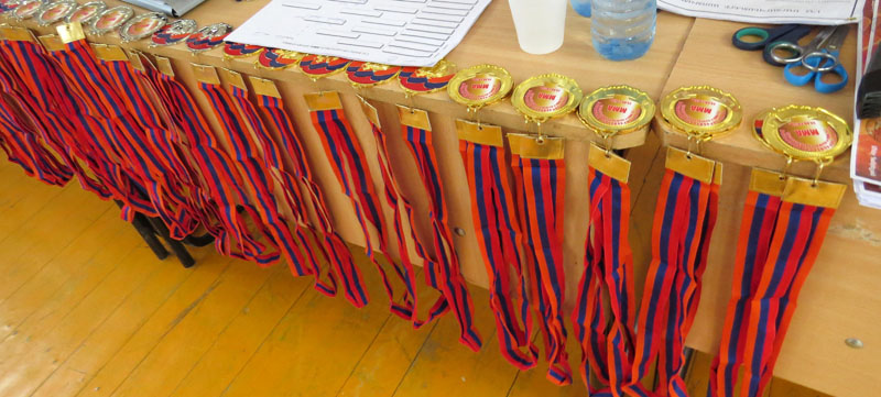 Медали ждут своих хозяев-победителей первенства. Медали ждут своих хозяев-победителей первенства.