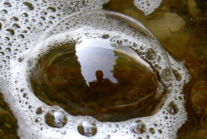 Зарисовка 7. В большом пузыре, впрочем не только в нём, моя физиономия.) Зарисовка 7. В большом пузыре, впрочем не только в нём, моя физиономия.)