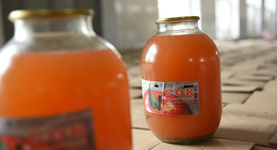 Сегодня предприятие не может за год продать 7500 банок яблочного сока. Сегодня предприятие не может за год продать 7500 банок яблочного сока.