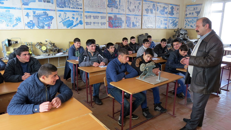 Урок автодела (2 курс). Мастер Альберт Магакелян. Урок автодела (2 курс). Мастер Альберт Магакелян.