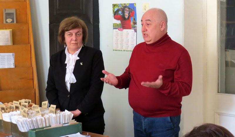 14    Главный специалист русского языка Министерства образования и науки НКР Рубен Осипов.