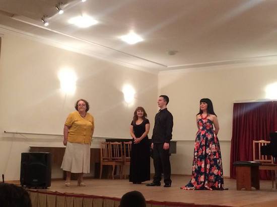 Хетаг и Остаева